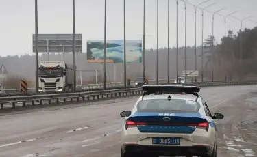 Роковой барьер: в СКО на автотрассе произошло смертельное ДТП