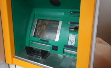 Ограничение на выпуск банковских карт введут в Казахстане