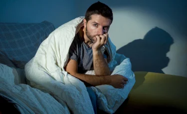 Бессонница как сигнал тревоги: причины и симптомы