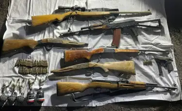 12 автомат, 41 тапанша, 75 мылтық, 36 граната табылды — ҰҚК
