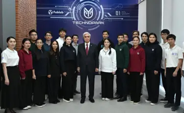 Глава государства посетил Yessenov Technopark в Актау