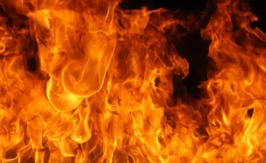 Иран портындағы жарылыс: қаза тапқандар саны 18-ге жетті