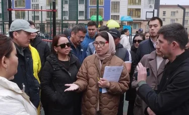 Без благ цивилизации: жильцы новостройки в Атырау жалуются на перебои со светом и водой