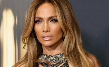 Мы выбирали между Дженнифер Лопес и Кайратом Нуртасом - продюсер