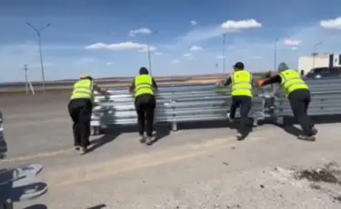 Инновациялық қақпа жүйесін: жол бойында жиналған көліктердің кері айналып кете алады