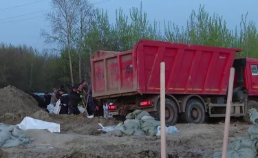 Укрепляют дамбы и откачивают воду: какова ситуация с паводками в СКО