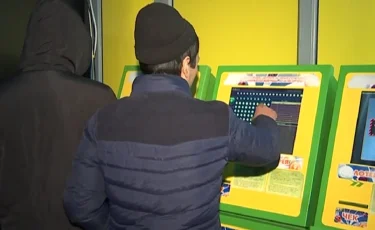 Лудоманиямен күрес: бәс тігуге тыйым салынған адамдардың тізімі кеңейе түспек