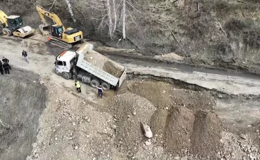 Талые воды: в ВКО паводки размыли республиканскую трассу