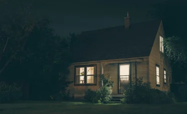 Я спрятался: преступники похитили жену и сына футболиста