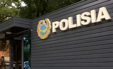 Полицейді көлігімен сүйреп кеткен азамат 7 жылға сотталды