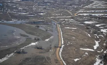 Абай облысында өзен суы көтеріліп, ауыл тұрғындары көшірілді