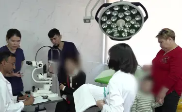 В Алматы прошел международный мастер-класс по лечению ретинопатии недоношенных детей