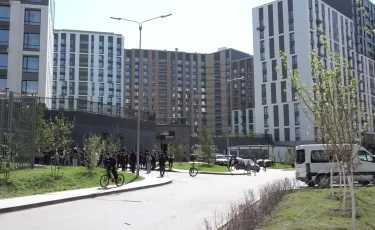 Нет знаков и "лежачих полицейских": в Астане под колесами грузовика погиб ребенок