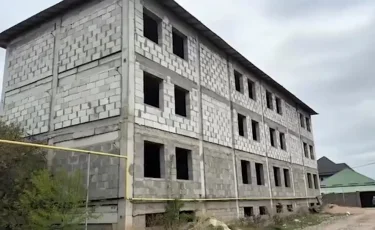 Қаскелеңде көпқабатты үйдің құрылыс кезінде аса ірі алаяқтық жасалған