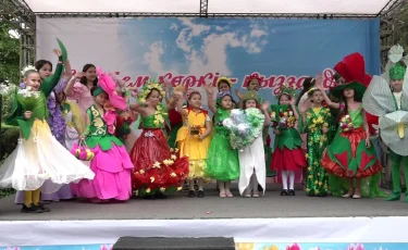 Көктем көркі – қызғалдақ: Алматыда қалалық фестивалі өтті