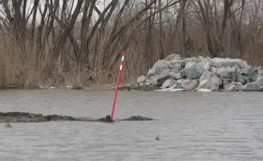 Вода наступает: в СКО ограничили движение на автотрассе