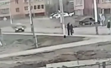 Бір бала жансақтау бөлімінде жатыр: Атбасарда көлік 4 адамды қағып кетті