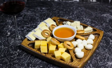 Где в Казахстане самые низкие цены на сыр и творог