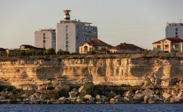 Мужчина пытался изнасиловать девушку в хиджабе в Актау