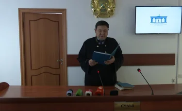 Шымкентте анасын өлтіріп, денесін өртеп жіберген азамат темір торға қамалмады