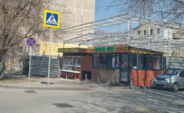 Недостроенный объект демонтируют в Алматы по решению суда