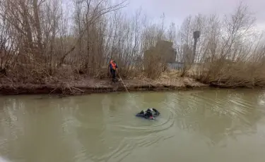 Павлодар облысында суға секіріп кеткен ер адам іздестіріліп жатыр