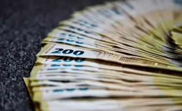 Курс доллара и евро в обменниках Алматы 23 апреля 2025
