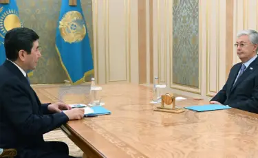 Касым-Жомарт Токаев принял Председателя Мажилиса Ерлана Кошанова