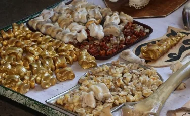 Житель Актобе собрал внушительную коллекцию традиционных асыков