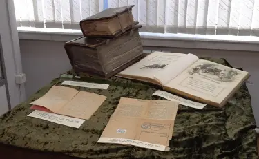 Ұлттық кітап күні: Абайдың сирек кітаптары көрмеге қойылды