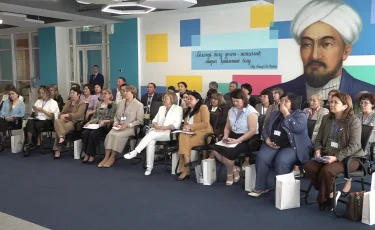 Алматыда мектеп басшылары педагогикалық құрамды дамыту әдістерін меңгереді