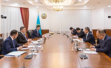 Олжас Бектенов встретился с главой CITIC Construction Ян Цзяньцянем