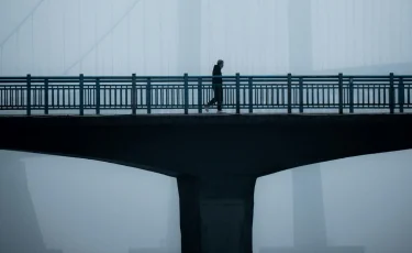 Герои в форме: полицейские спасли мужчину от самоубийства в области Абай