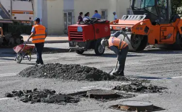Сколько улиц Ауэзовского района Алматы отремонтируют в этом году