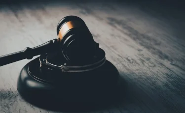 БҚО-да 600-ден астам білім қызметкерінің құқығы бұзылғаны анықталды