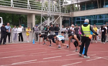 Свыше тысячи студентов колледжей Алматы приняли участие в масштабной спартакиаде "Чемпион"