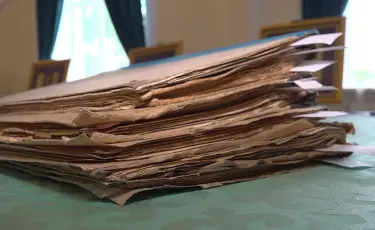 Саяси қуғын-сүргін құрбандарын еске алу: 300 мыңнан астам адамның ісі қайта қаралды