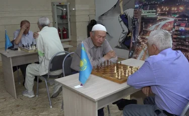 Алматыда зейнеткерлер арасында шахмат турнирі өтті