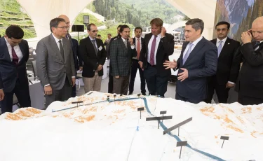 Үкімет басшысы Алматы тау кластерін одан әрі дамыту тәсілдерімен танысты