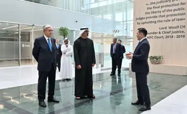 Президент и шейх Халед бен Мухаммед бен Заид Аль Нахаян посетили МФЦА