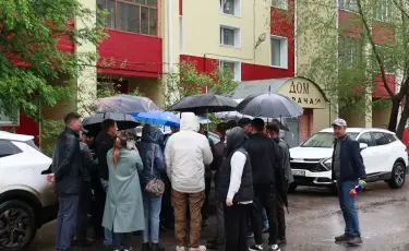 Без крыши над головой: медики, живущие в Доме врача, рискуют остаться на улице