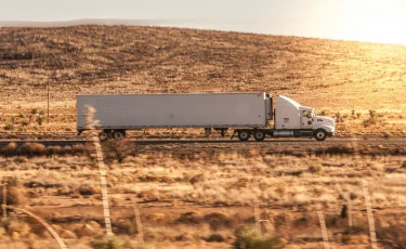 Поговорили по-человечески: дальнобойщик из Беларуси поблагодарил казахстанскую полицию