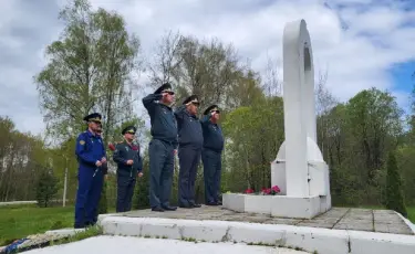 Жеңіс күні: офицерлер қазақстандық жауынгерлер шайқасқан орындарға барды