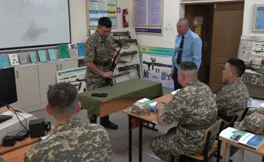 Воспитывают патриотов: Алматинская военно-техническая школа отмечает 25-летие