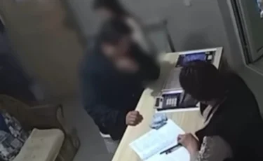 Оқушы қызбен қонақүйге барған күдікті мектепте жұмыс істемеген