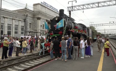 Жеңіс пойызы: майданға жүк жеткізген көлік қайта қалпына келтірілді