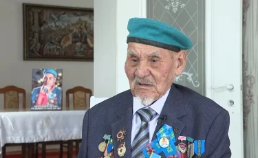 Түркістан облысында 101 жастағы майдангер жас ұрпаққа ақ батасын берді