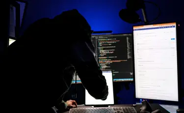 В Кокшетау задержан иностранец с незаконным оборудованием