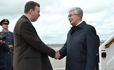 Президент Жеңістің 80 жылдығына арналған іс-шараларға қатысу үшін Ресейге барды