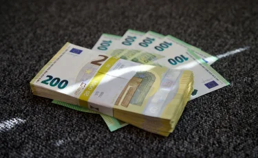 Курс доллара и евро в обменниках Алматы 5 мая 2025